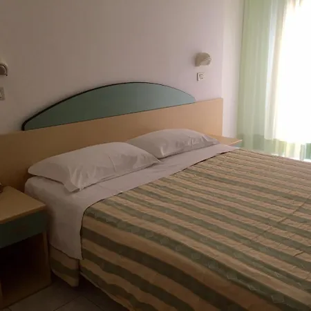 Medusa Hotel 3*