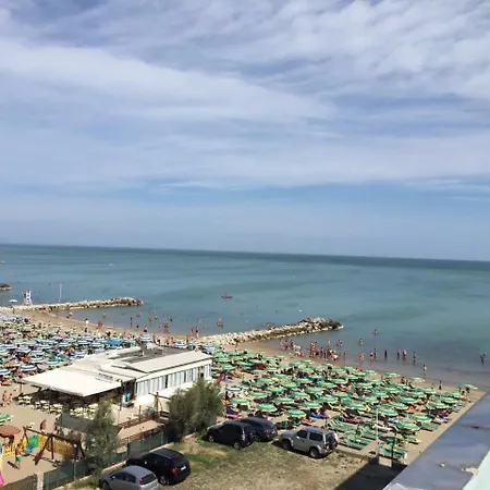 Medusa Hotel 3*